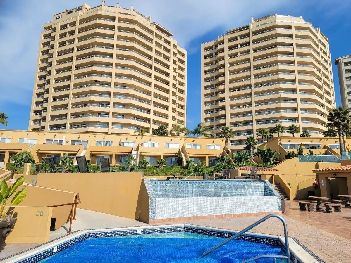 Towers & fountain at La Jolla Real Rosarito